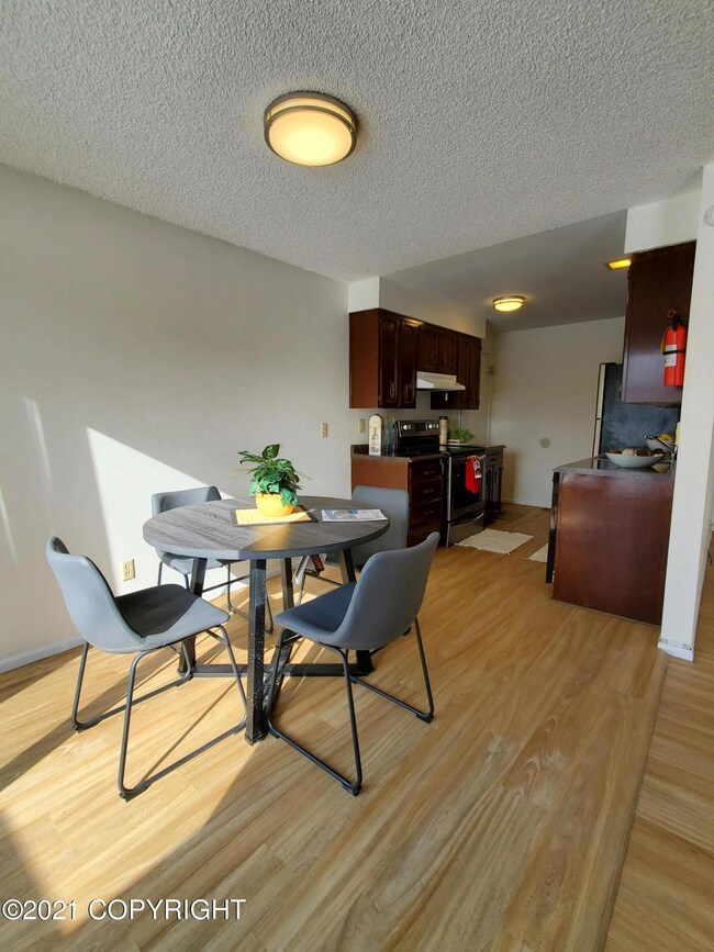 3365 Monticello Ct unit 6A, Anchorage, AK 99503 - photo 5