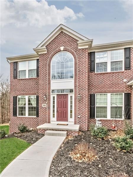 Enter the home through this beautiful 2-front foye