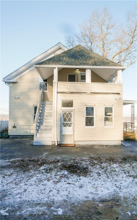 36 Cottage St, Woonsocket, RI 02895 - photo 4