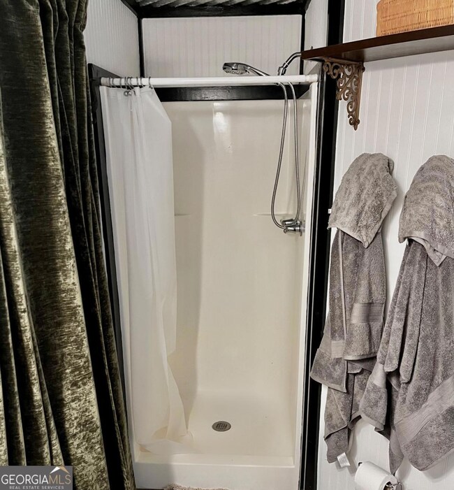 201 Lakeshore Dr, Eatonton, GA 31024 - photo 7