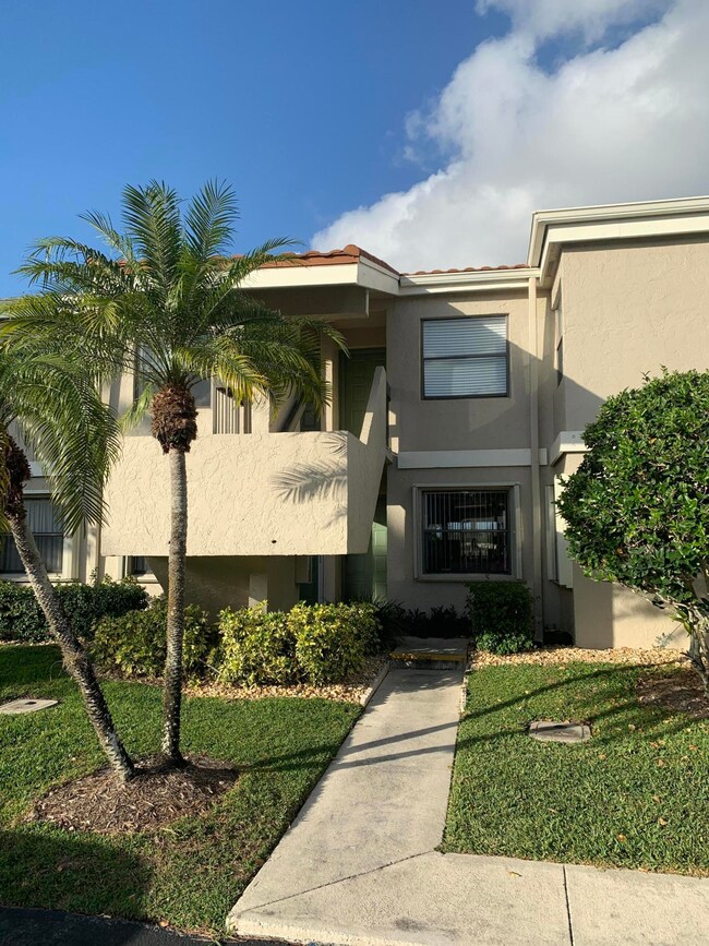 13369 Touchstone Place unit 202B, West Palm Beach, FL 33418 - photo 2