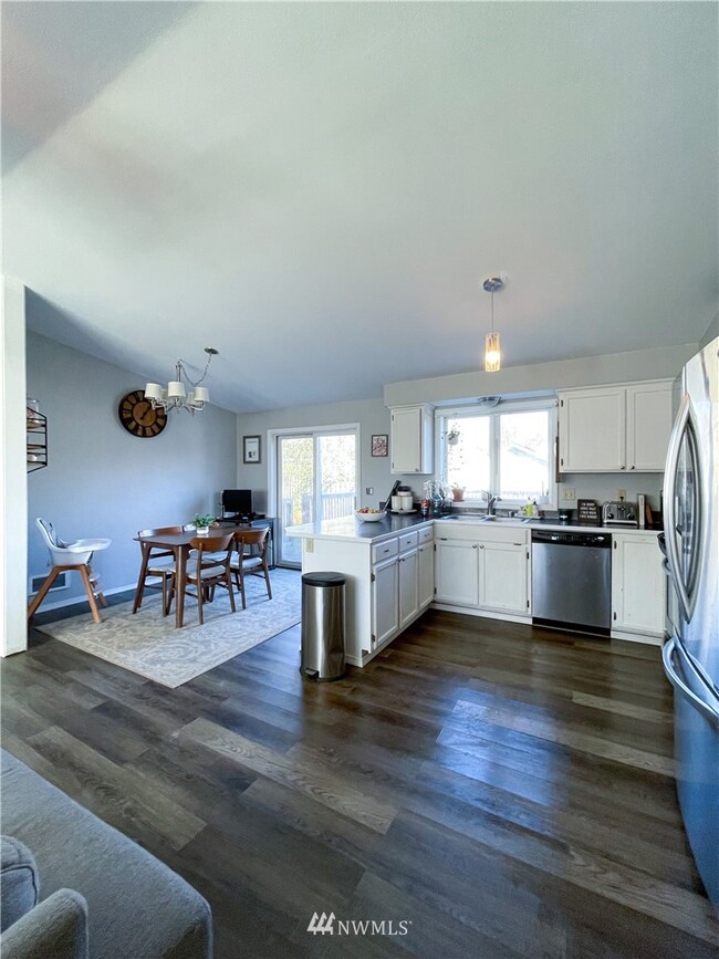 27309 Country Place NW, Stanwood, WA 98292 - photo 7