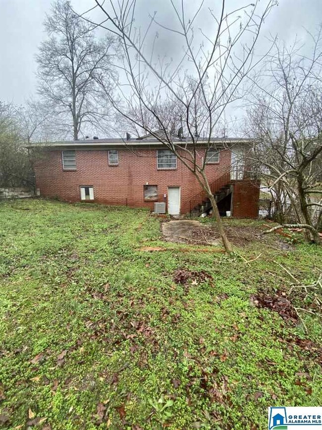 2625 5th St NE, Center Point, AL 35215 - photo 3