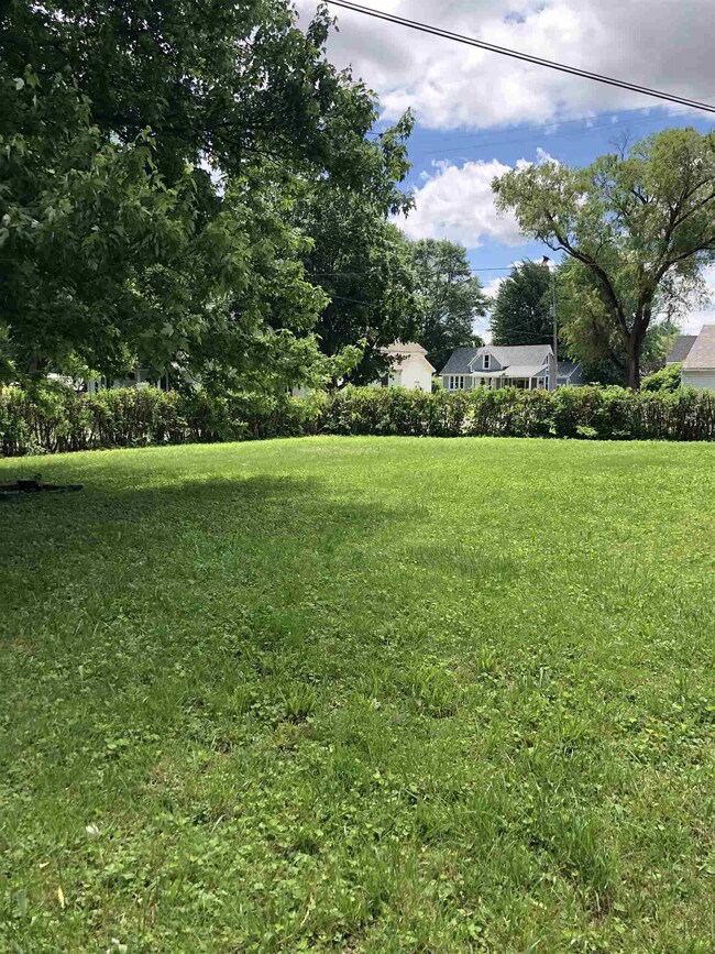 205 N Green St, Greentown, IN 46936 - photo 4