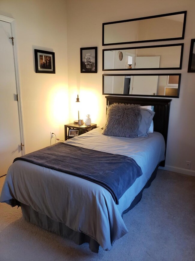 8 Bedroom 2