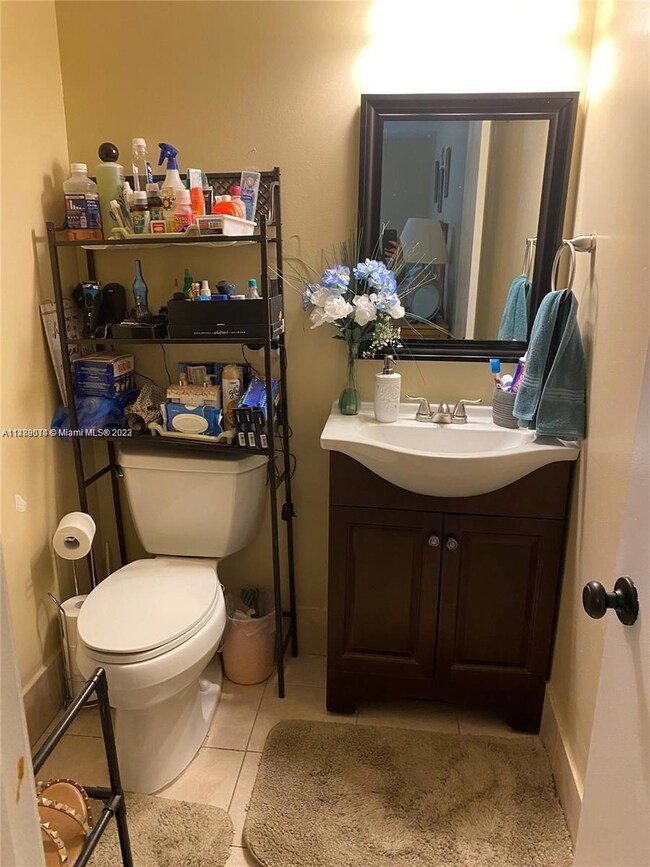 unlisted-address, Miami, FL 33193 - photo 7