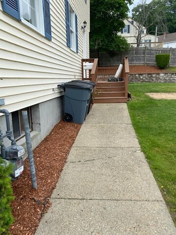 12 Grove St unit B, Woburn, MA 01801 - photo 3