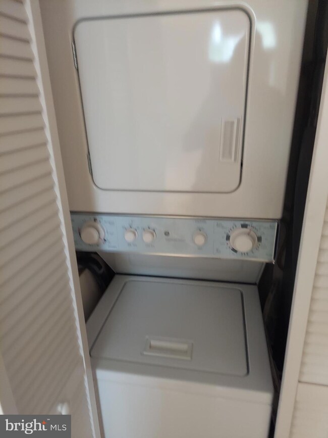 14224 Bowsprit Ln unit 609, Laurel, MD 20707 - photo 5