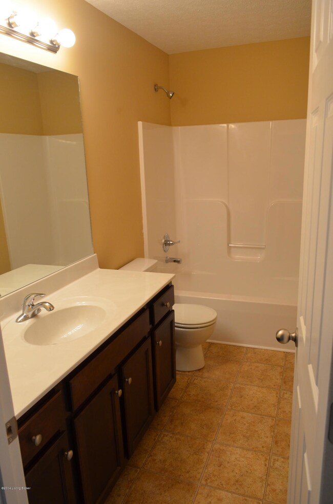 302 Gentry Crossings Blvd, Mount Washington, KY 40047 - photo 7