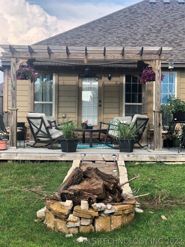 5808 N 32nd St, Broken Arrow, OK 74014 - photo 2