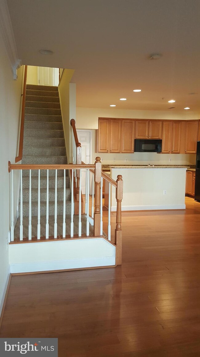 14754 Potomac Branch Dr unit 471A, Woodbridge, VA 22191 - photo 6