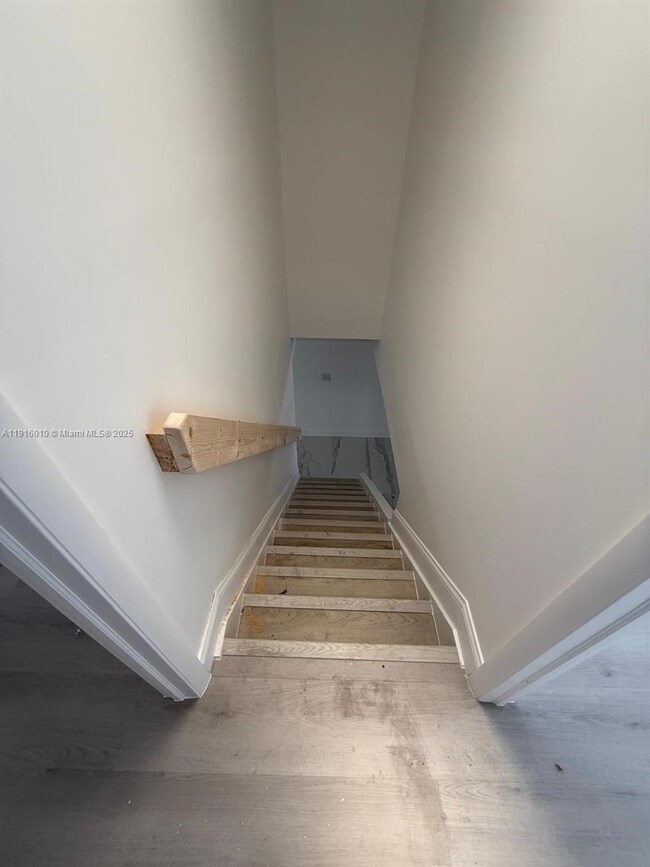 5782 W 26th Ave unit 110, Hialeah, FL 33016 - photo 7