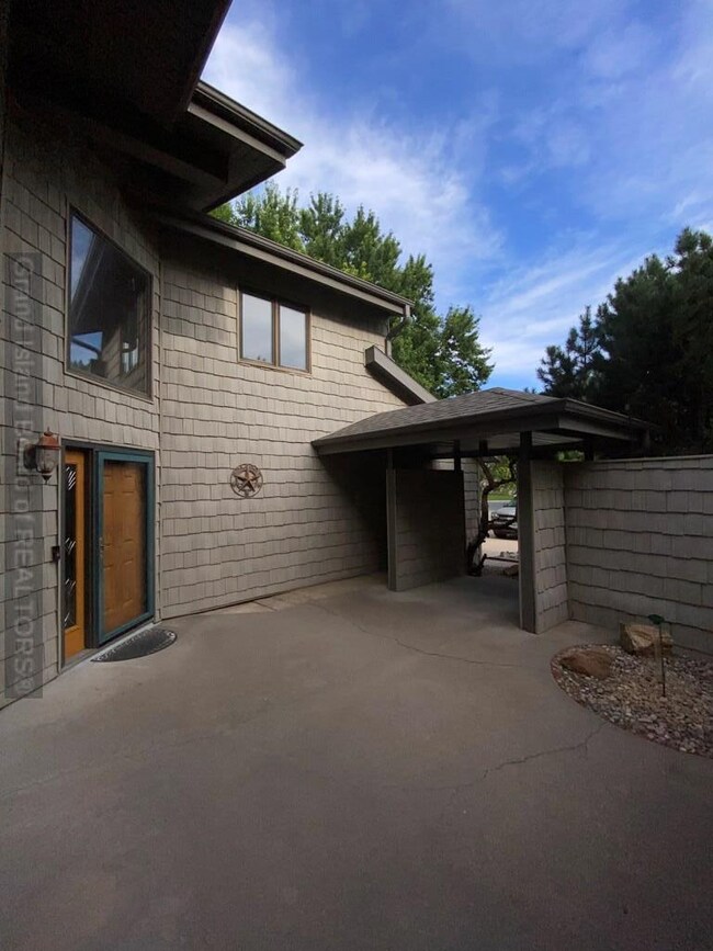 602 Dockside Cove, Hastings, NE 68901 - photo 4