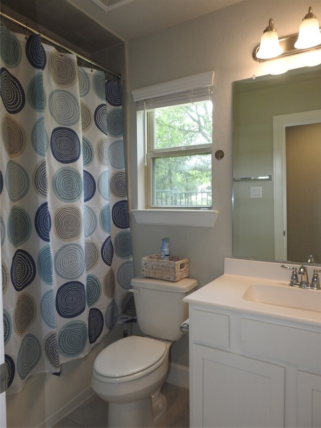 2017 Paul Quinn St, Houston, TX 77091 - photo 5