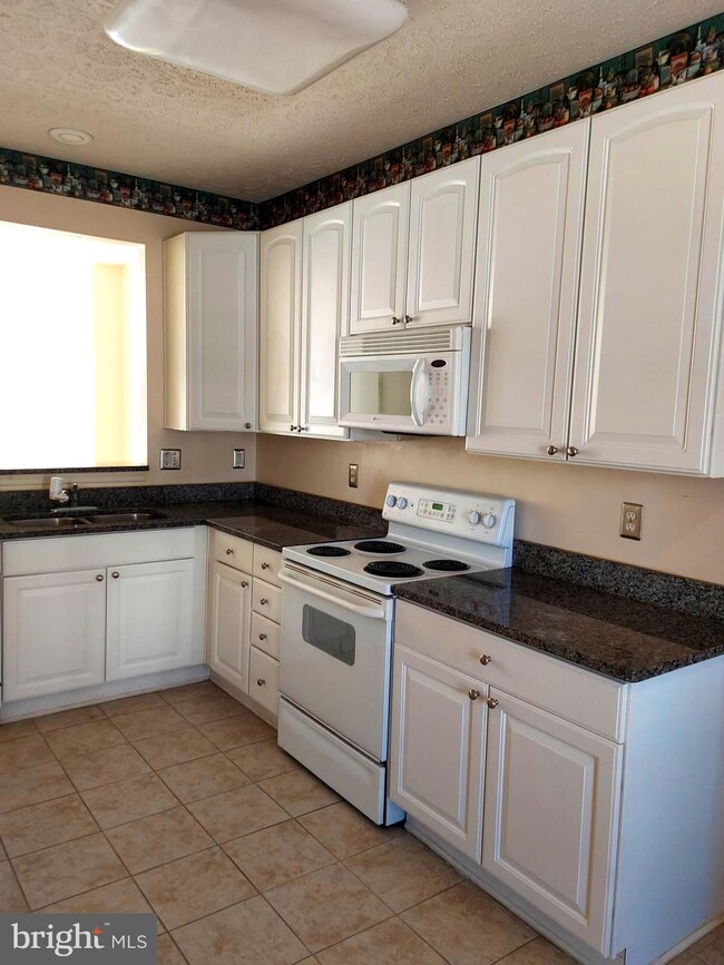 5005 Woods Line Dr, Aberdeen, MD 21001 - photo 4