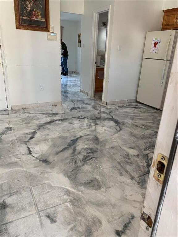 hallway into kitchen
