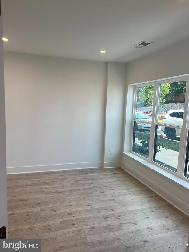 2139 Tysons Ridgeline Rd, Pimmit Hills, VA 22043 - photo 4