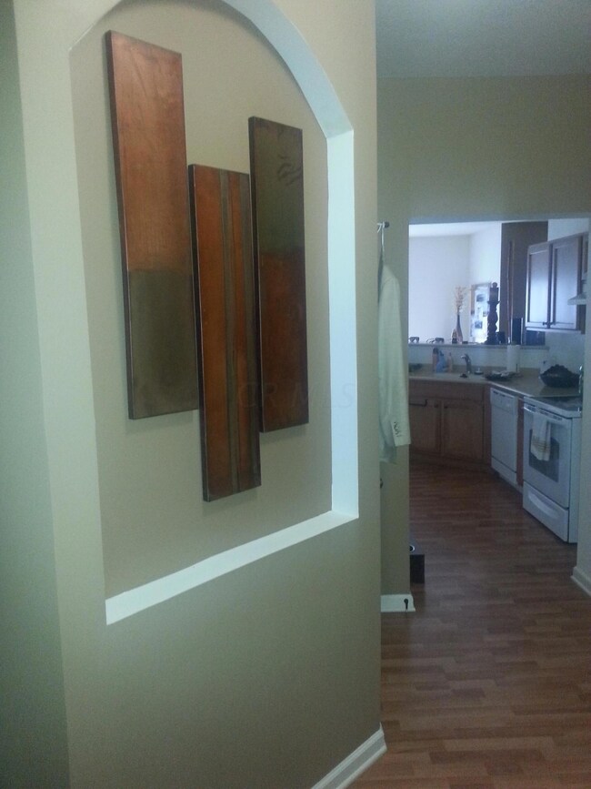 9153 hall view