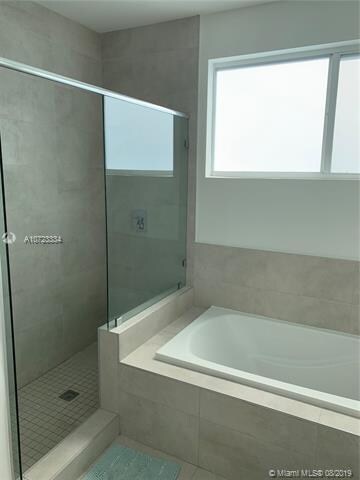 unlisted-address, Doral, FL 33178 - photo 7