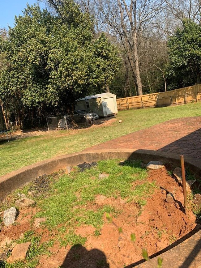 231 W Lester St, Americus, GA 31719 - photo 4