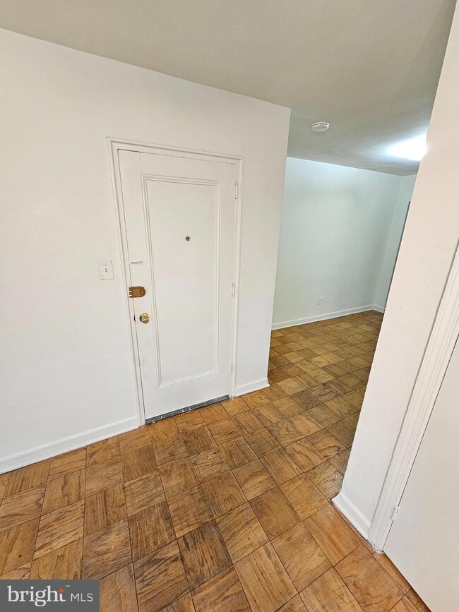 8711 Plymouth St unit 2, Silver Spring, MD 20901 - photo 2