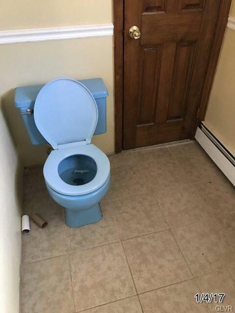 866 Mcnair St, Hazleton, PA 18202 - photo 3