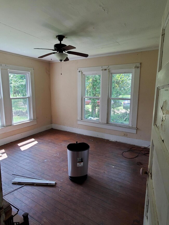 1902 Edwards St, Hattiesburg, MS 39401 - photo 5