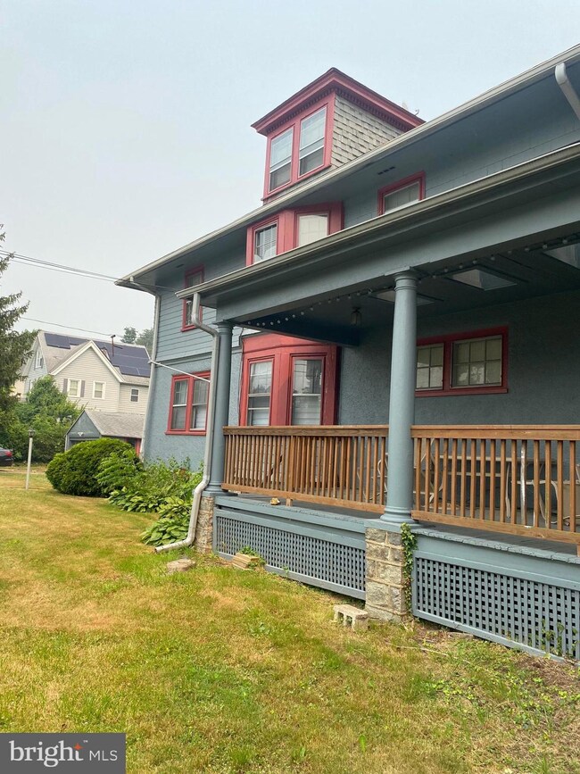 191 N Lansdowne Ave, Lansdowne, PA 19050 - photo 3