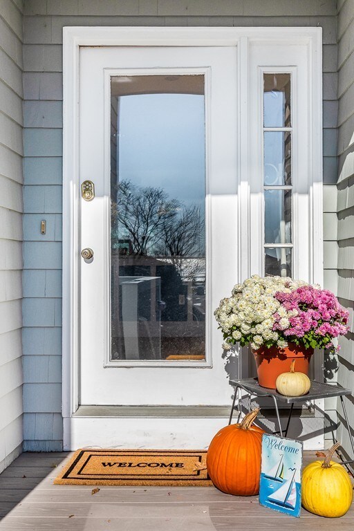 14 Nirvana Dr, Swampscott, MA 01907 - photo 3