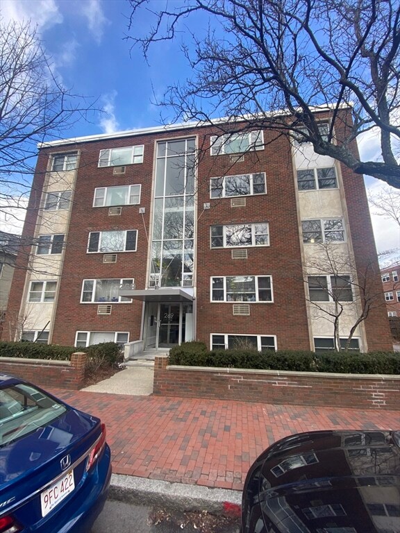 269 Harvard St unit 11, Cambridge, MA 02139 - photo 2