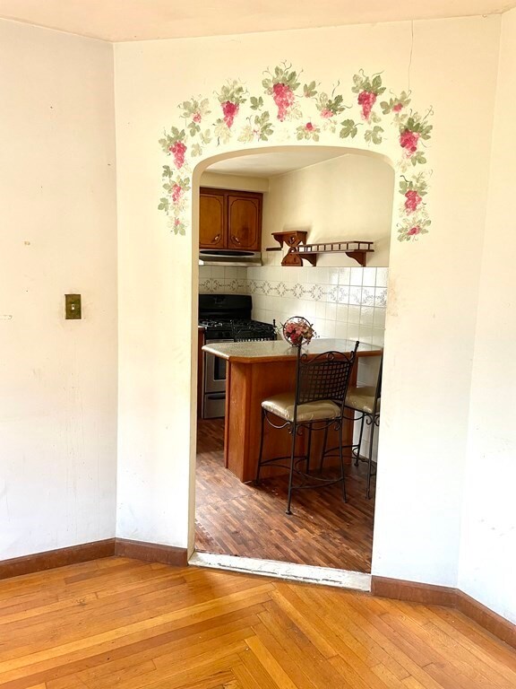 249 Griffin St, Fall River, MA 02724 - photo 3