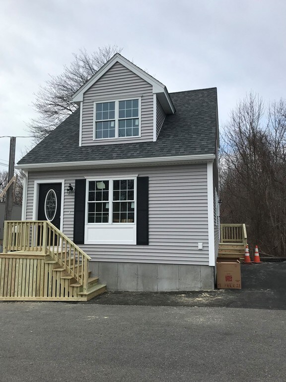 4 Cormier Way unit 4, Merrimac, MA 01860 - photo 2