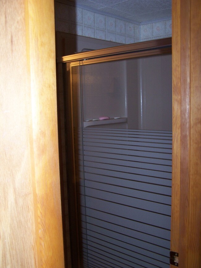 1319 E Algonquin Rd, Des Plaines, IL 60016 - photo 6