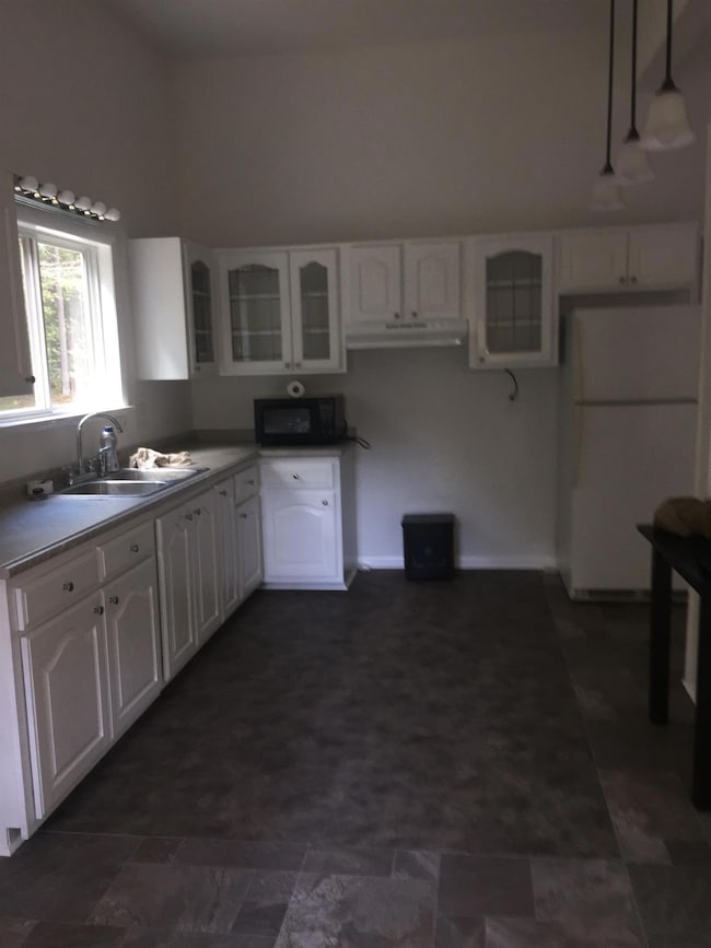 Kitchen 8x20 Cathedral Ceiling Formica Counter Tops