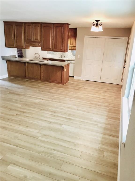 1508 NE 4th St, Moore, OK 73160 - photo 6