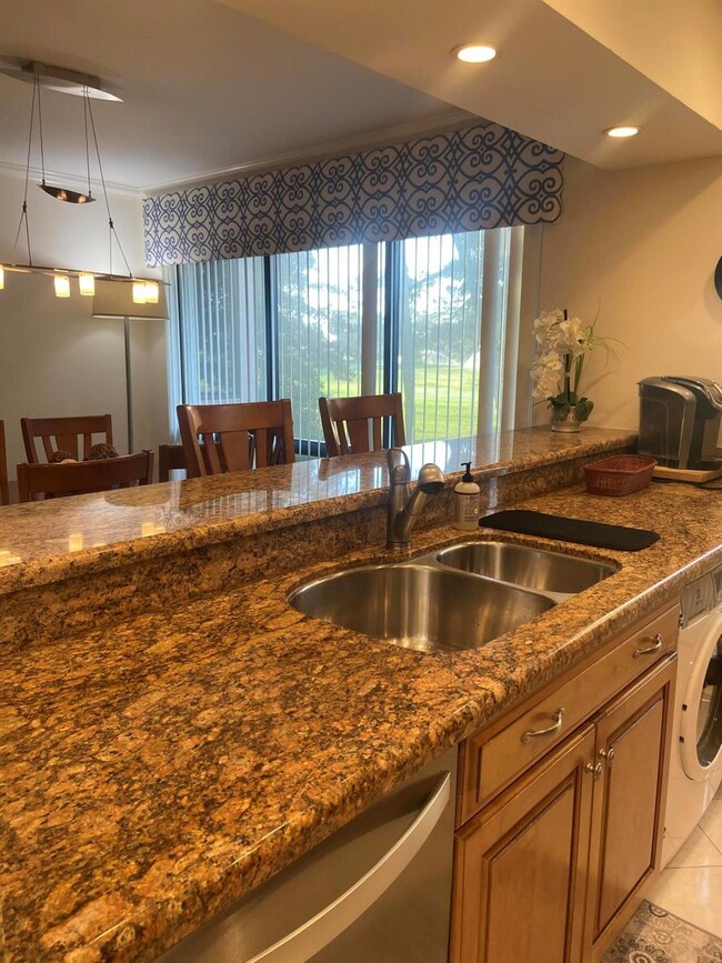 428 Brackenwood Ln S, Palm Beach Gardens, FL 33418 - photo 7