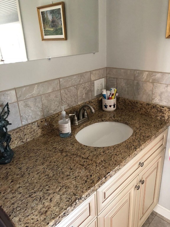 1 Salem St unit 1L, Wakefield, MA 01880 - photo 2