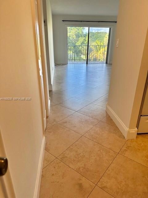 Granada Dadeland unit 312W, Miami, FL 33143 - photo 4