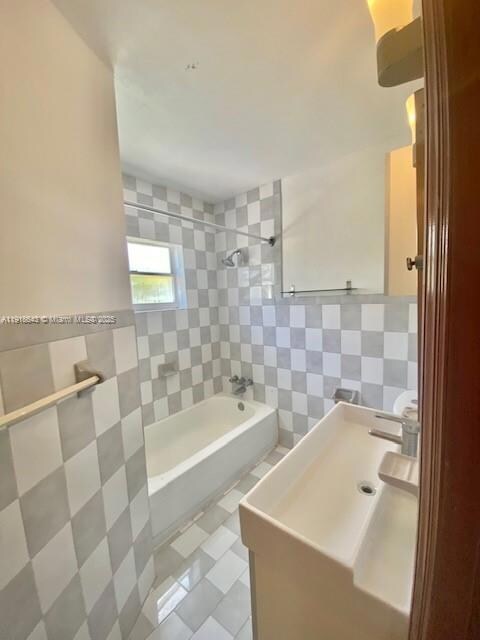 830 W 40th St unit 2, Miami Beach, FL 33140 - photo 5