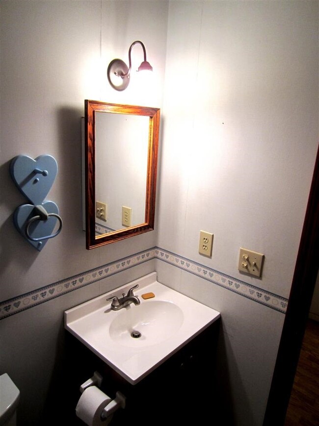 2 Betty Anne Dr, Rensselaer, NY 12144 - photo 7