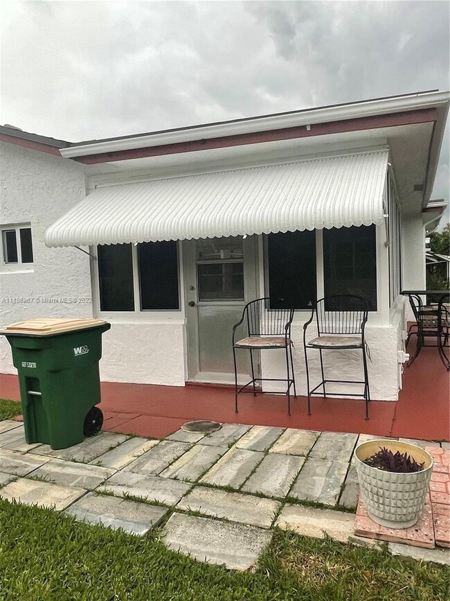 7103 NW 77th St, Tamarac, FL 33321 - photo 5