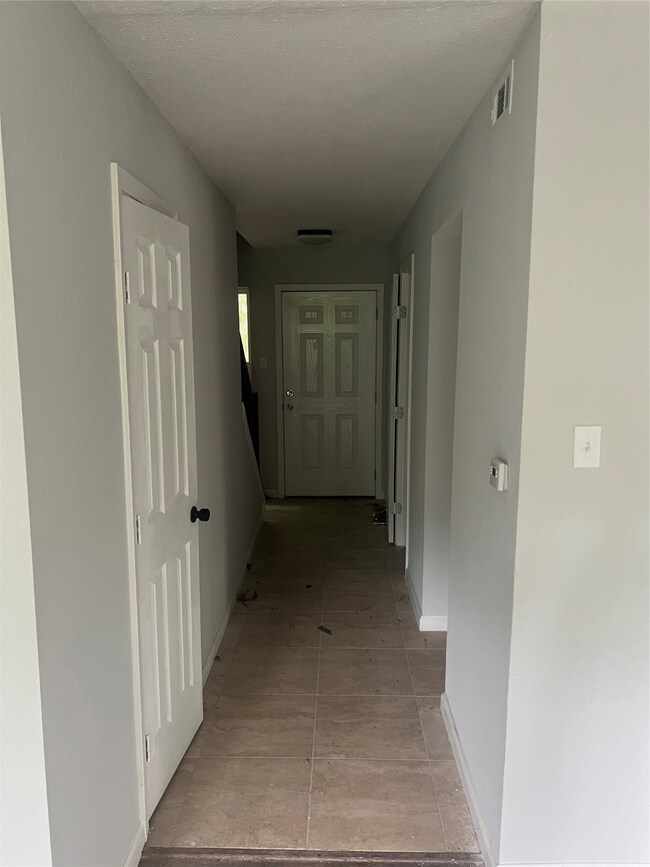 Front entry hallway
