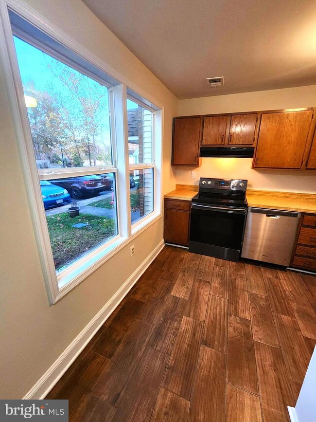 5234 Creek Ln, King George, VA 22485 - photo 2