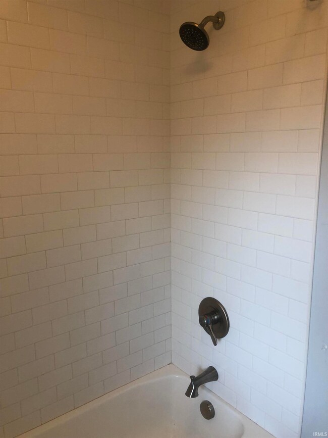 729 E Hunter Ave unit 3, Bloomington, IN 47401 - photo 6