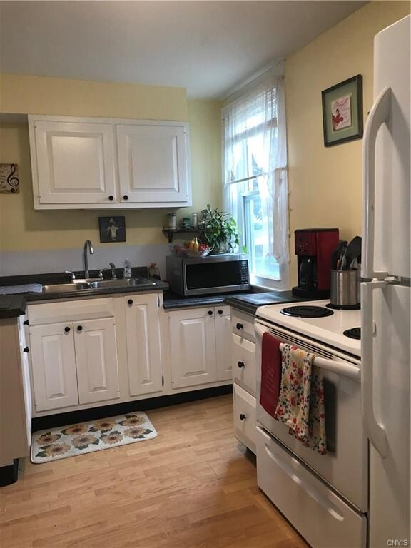 Newly Updated Kitchen