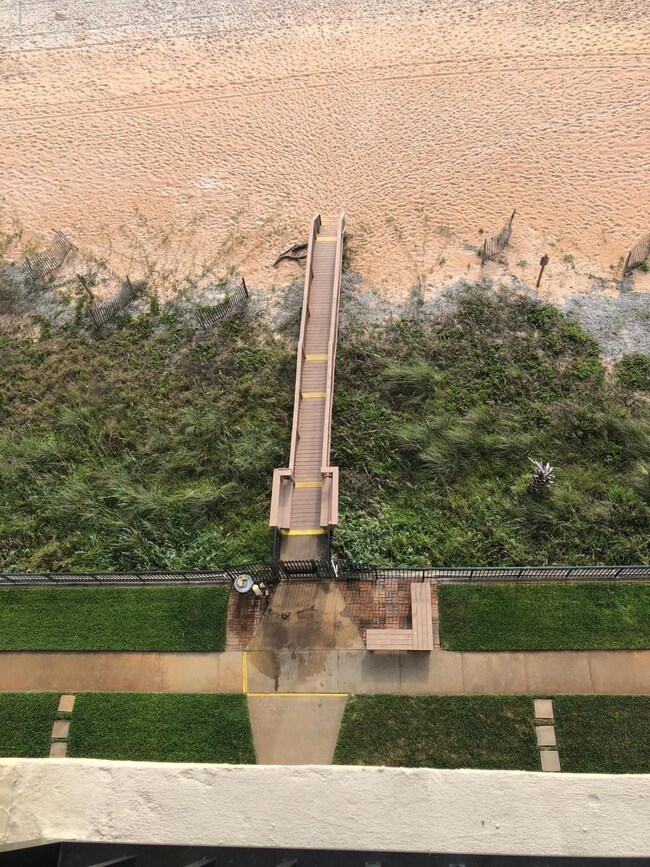 802 Beach Ramp