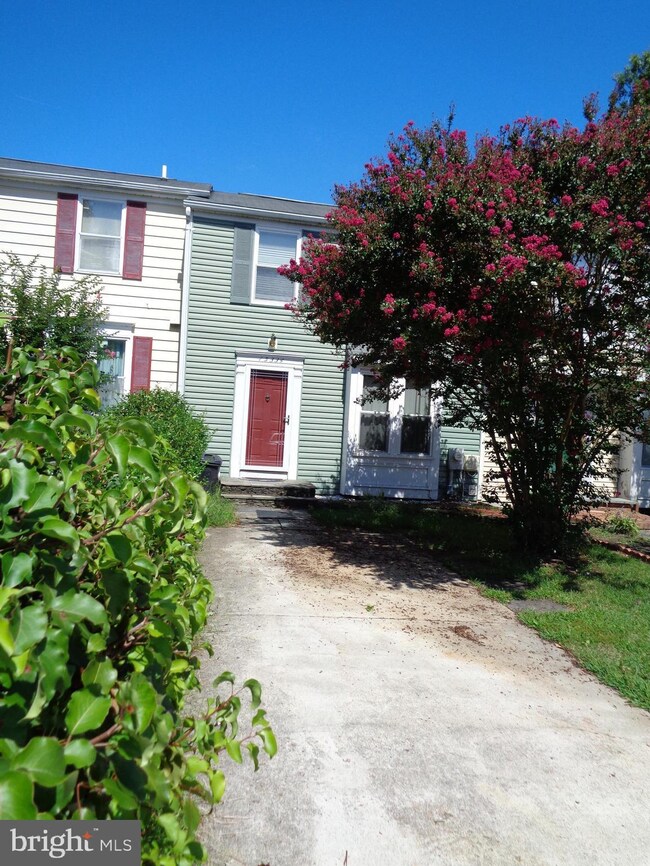 15334 Norwalk Ct, Bowie, MD 20716 - photo 2