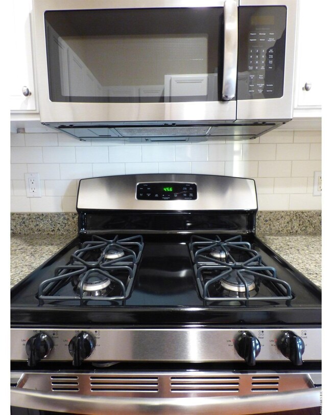 2 E Elm St unit 25, Greenwich, CT 06830 - photo 7