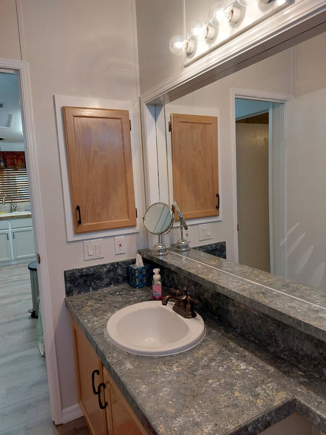 20 Lake Pointe Dr, Mulberry, FL 33860 - photo 2