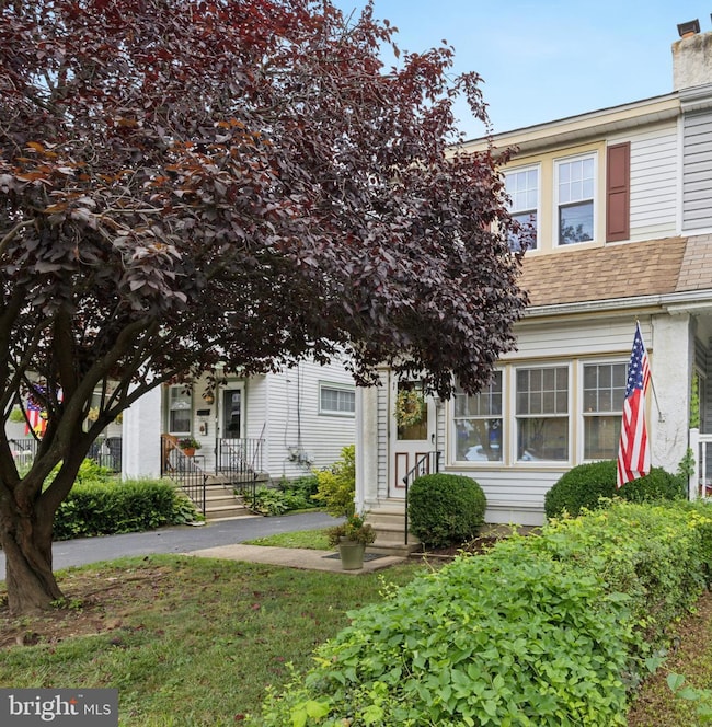 226 N Linden Ave, Upper Darby, PA 19082 - photo 2